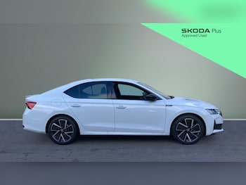 Used Skoda Octavia 2025 for sale - 77848778: Photo