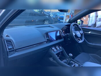 Used Skoda Karoq 2025 for sale - 77833143: Photo