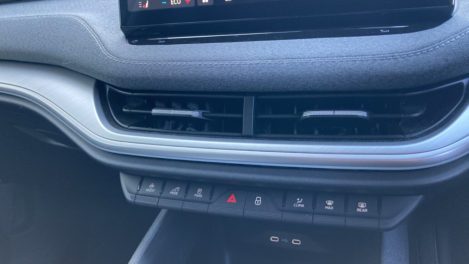 Used Skoda Enyaq 2025 for sale - 77759131: Photo 24