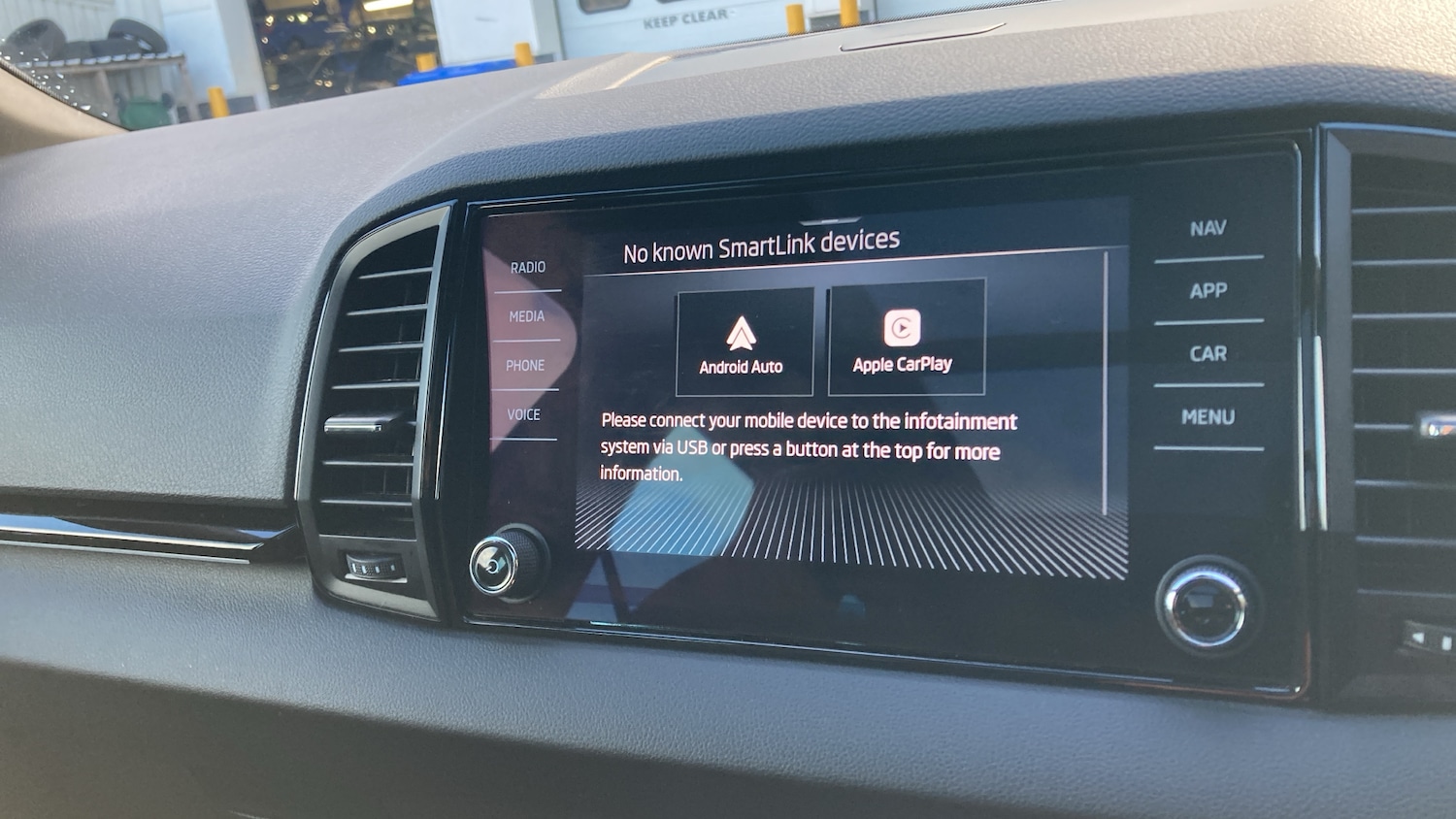 Used Skoda Karoq 2024 for sale - 76344548: Photo 27