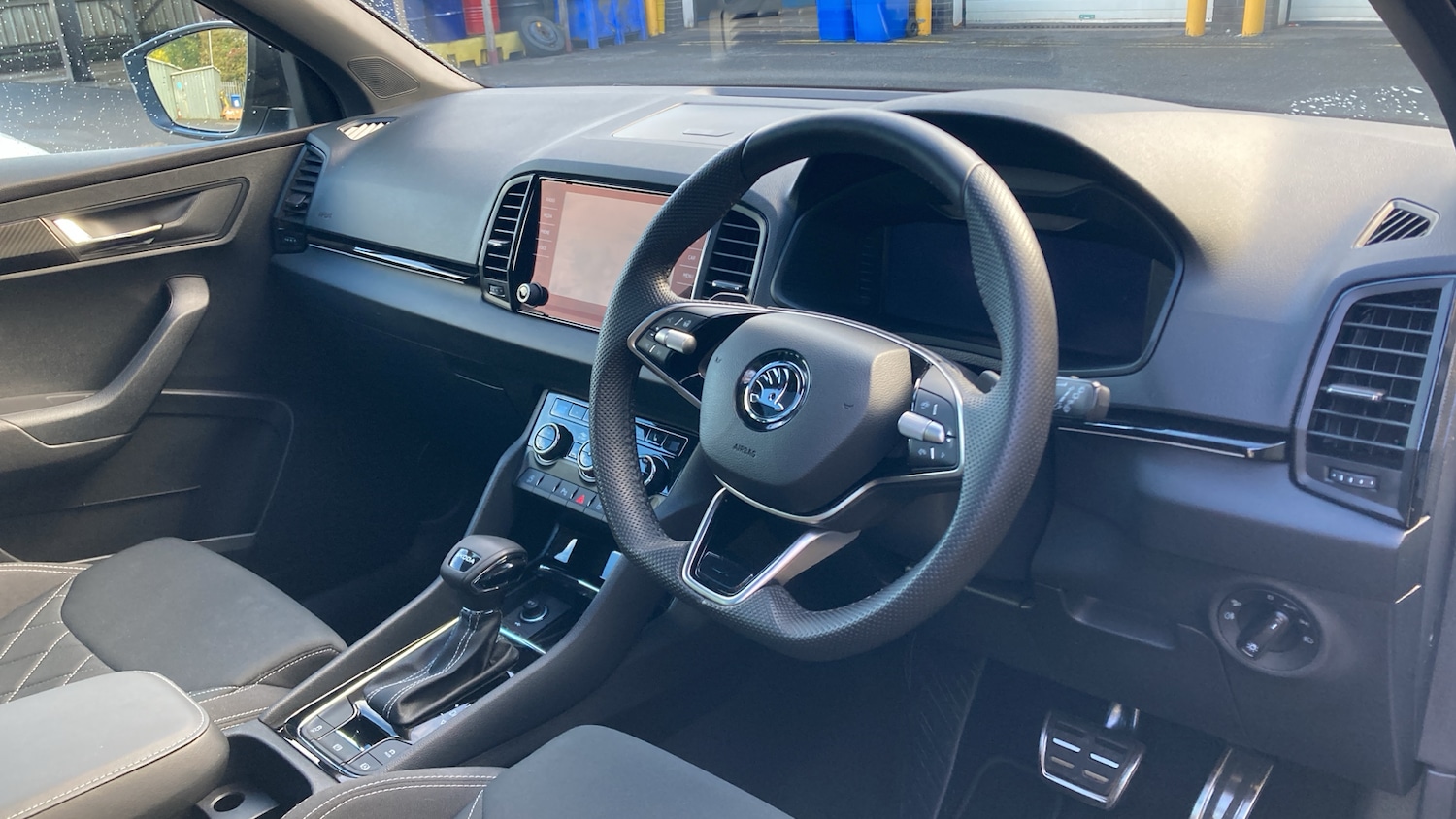 Used Skoda Karoq 2024 for sale - 76344548: Photo 6