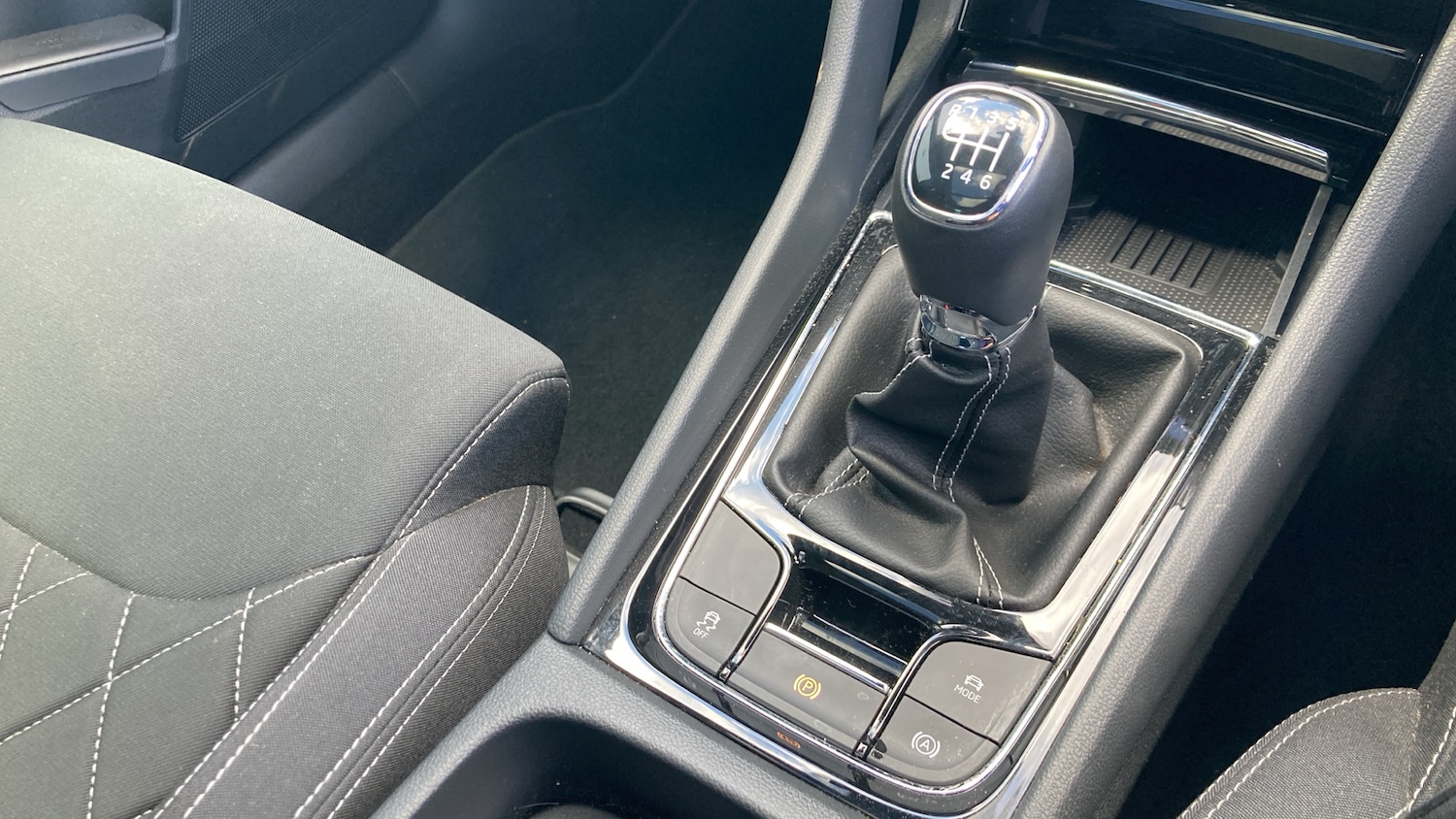 Used Skoda Karoq 2024 for sale - 75827569: Photo 14