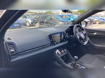 Used Skoda Karoq 2024 for sale - 75827569: Photo