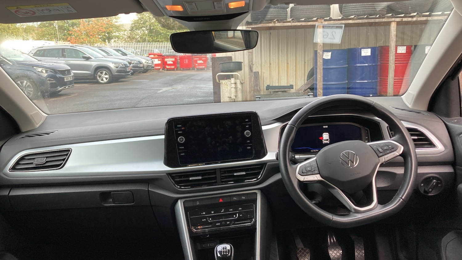 Used Volkswagen T-Roc 2023 for sale - 76557266: Photo 10