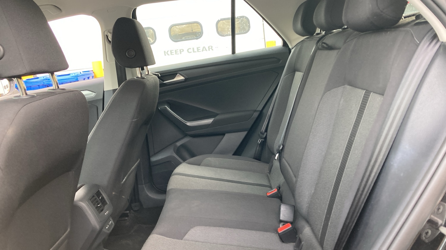 Used Volkswagen T-Roc 2023 for sale - 76557266: Photo 16