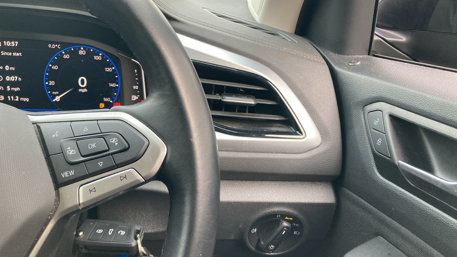 Used Volkswagen T-Roc 2023 for sale - 76557266: Photo 22