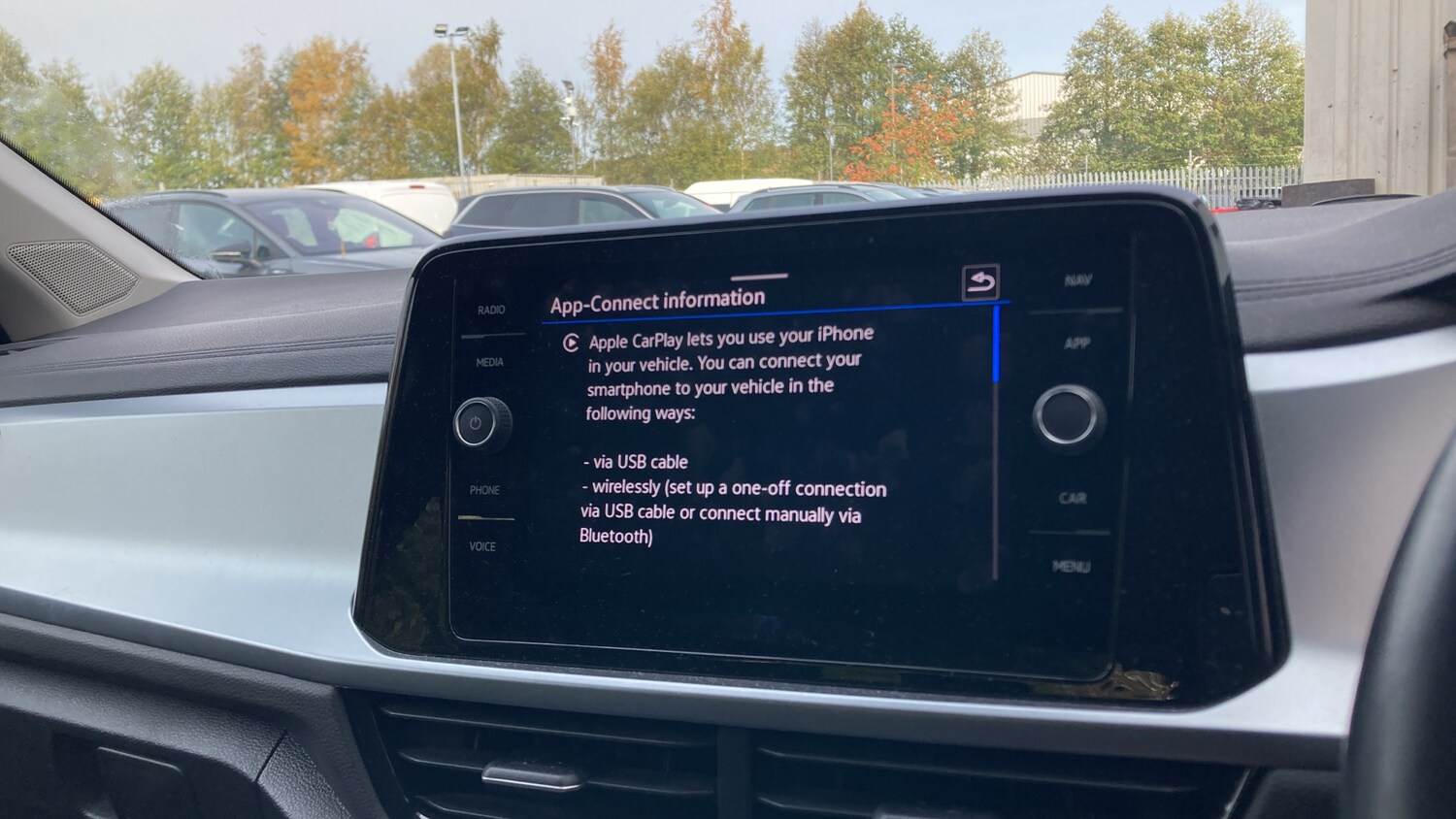 Used Volkswagen T-Roc 2023 for sale - 76557266: Photo 26