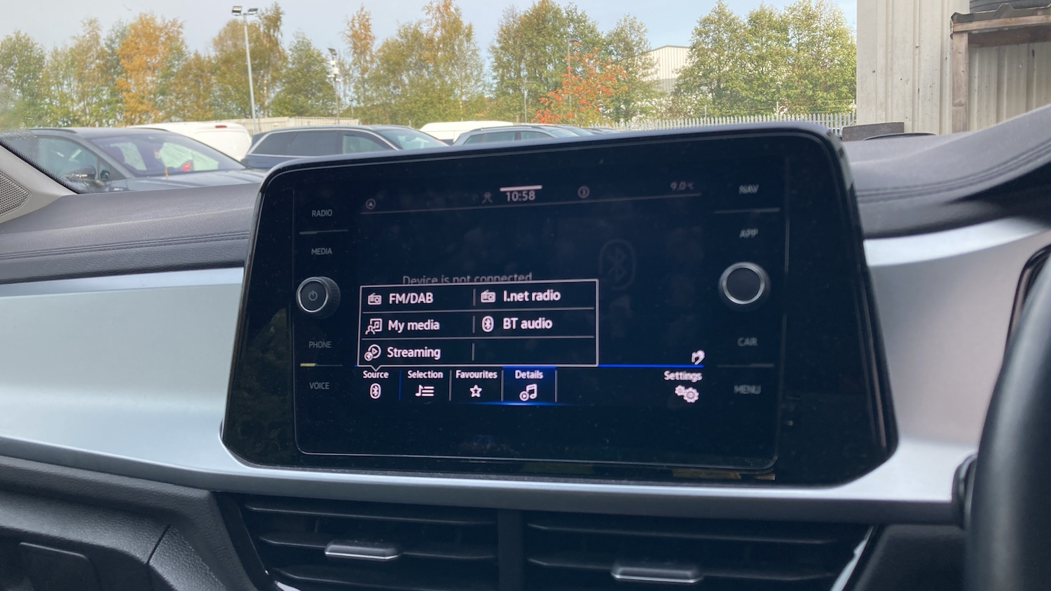 Used Volkswagen T-Roc 2023 for sale - 76557266: Photo 29