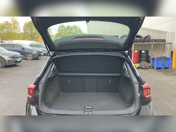 Used Volkswagen T-Roc 2023 for sale - 76557266: Photo