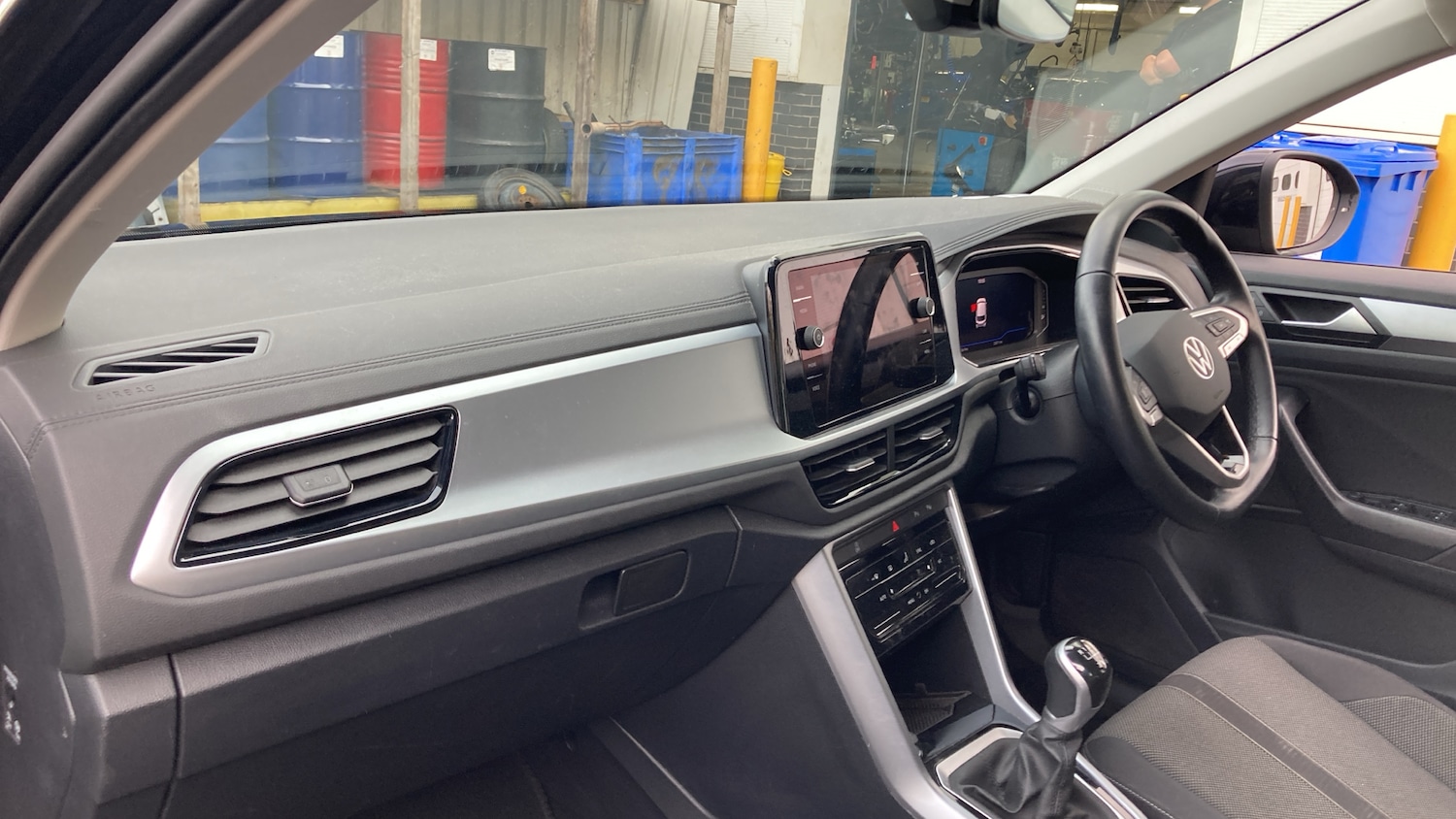 Used Volkswagen T-Roc 2023 for sale - 76557266: Photo 9