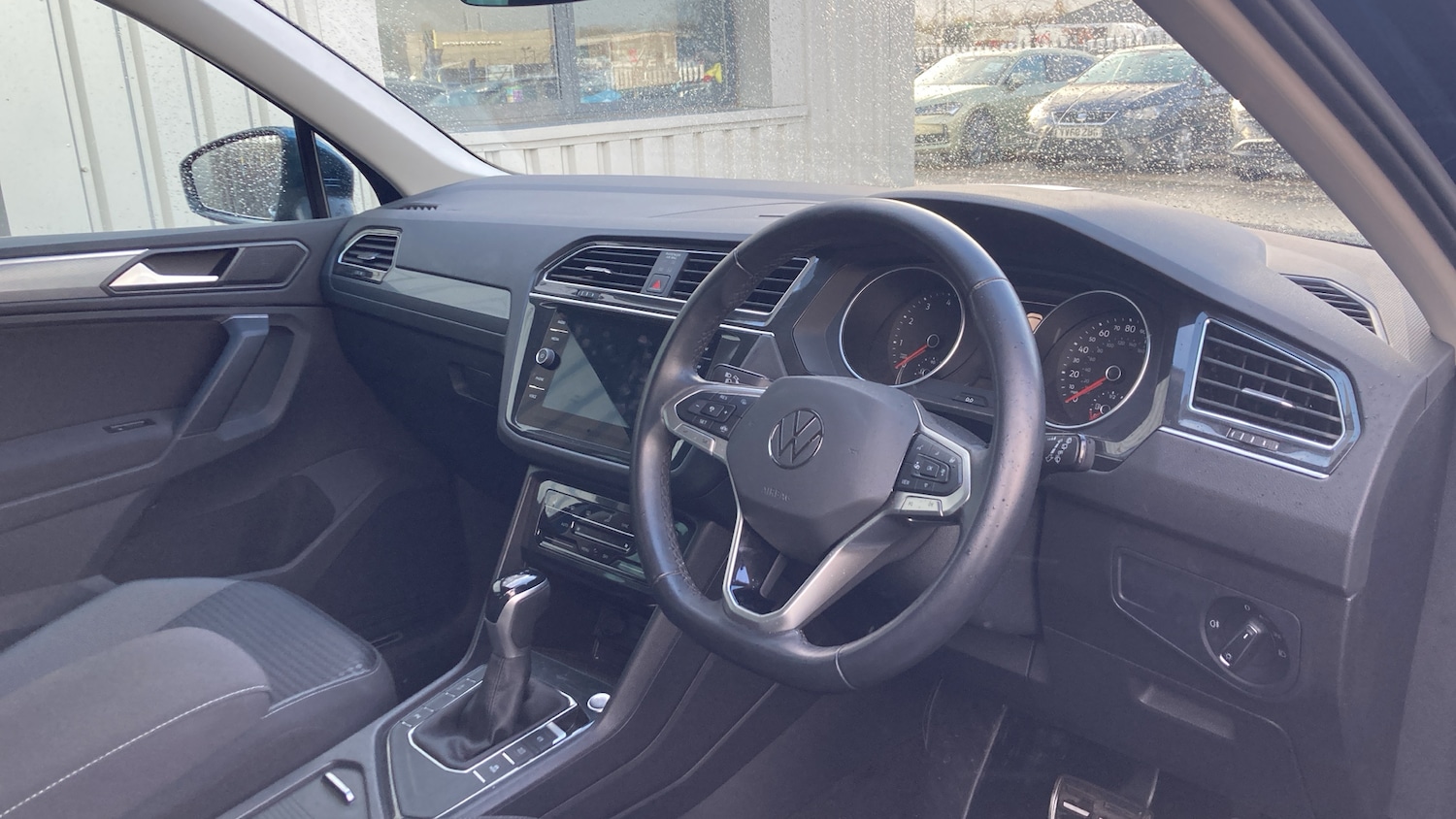 Used Volkswagen Tiguan 2022 for sale - 76709960: Photo 11