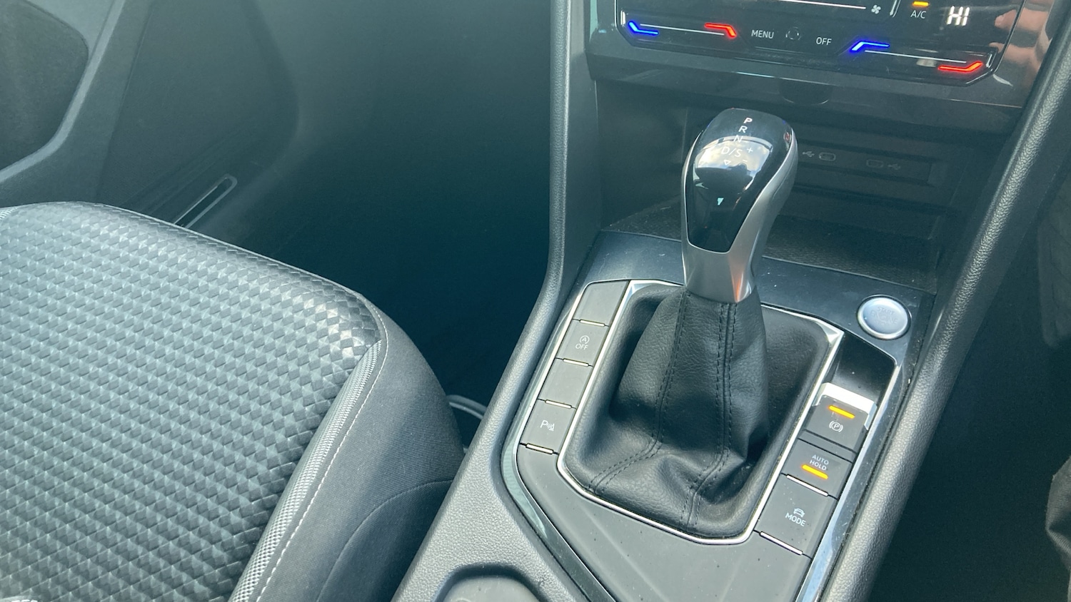 Used Volkswagen Tiguan 2022 for sale - 76709960: Photo 13