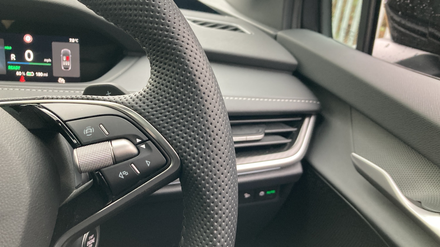 Used Skoda Enyaq 2025 for sale - 78000759: Photo 18