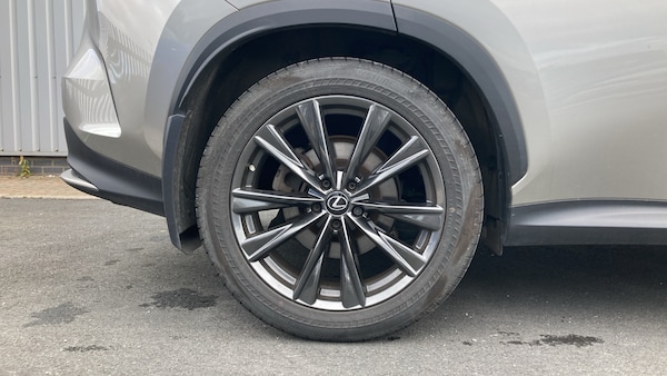 Used Lexus NX 2022 for sale - 76048952: Photo 7