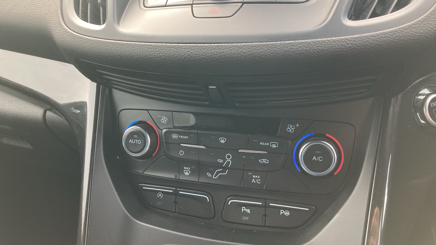 Used Ford Kuga 2019 for sale - 76422228: Photo 23