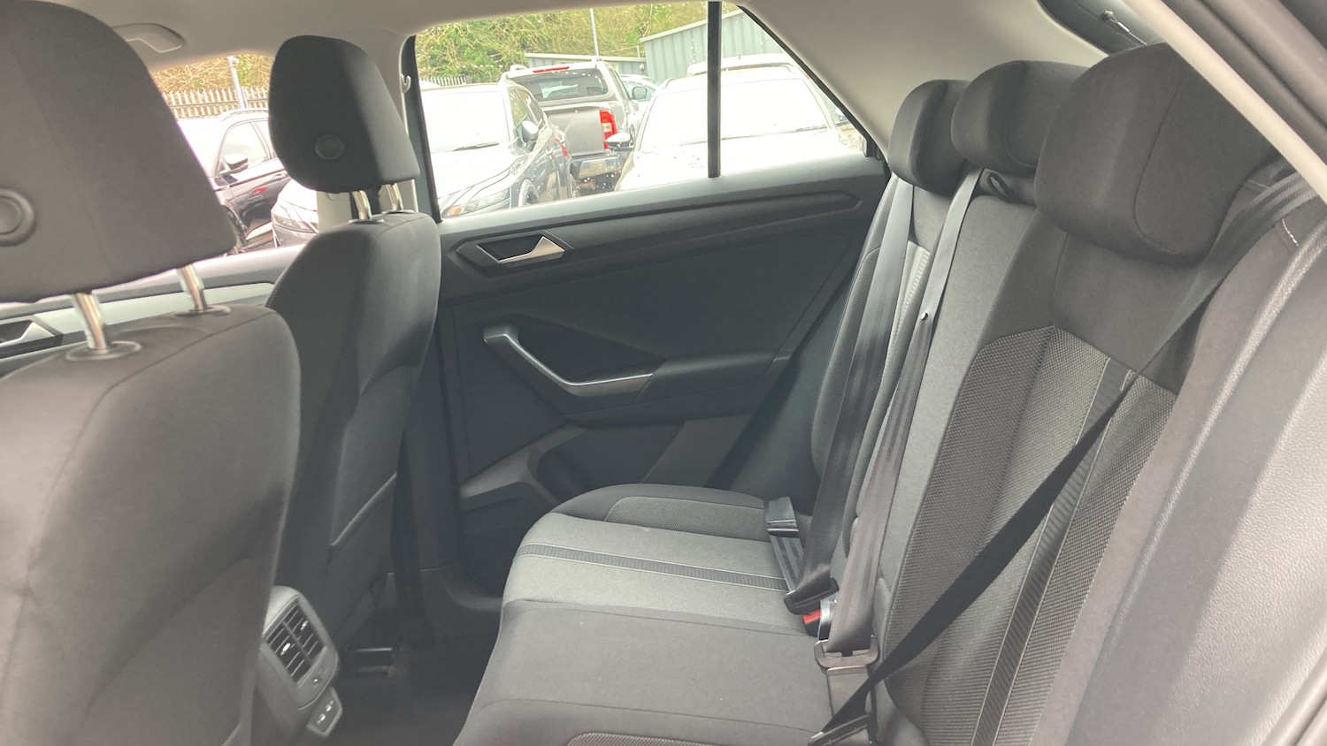 Used Volkswagen T-Roc 2023 for sale - 78025888: Photo 16