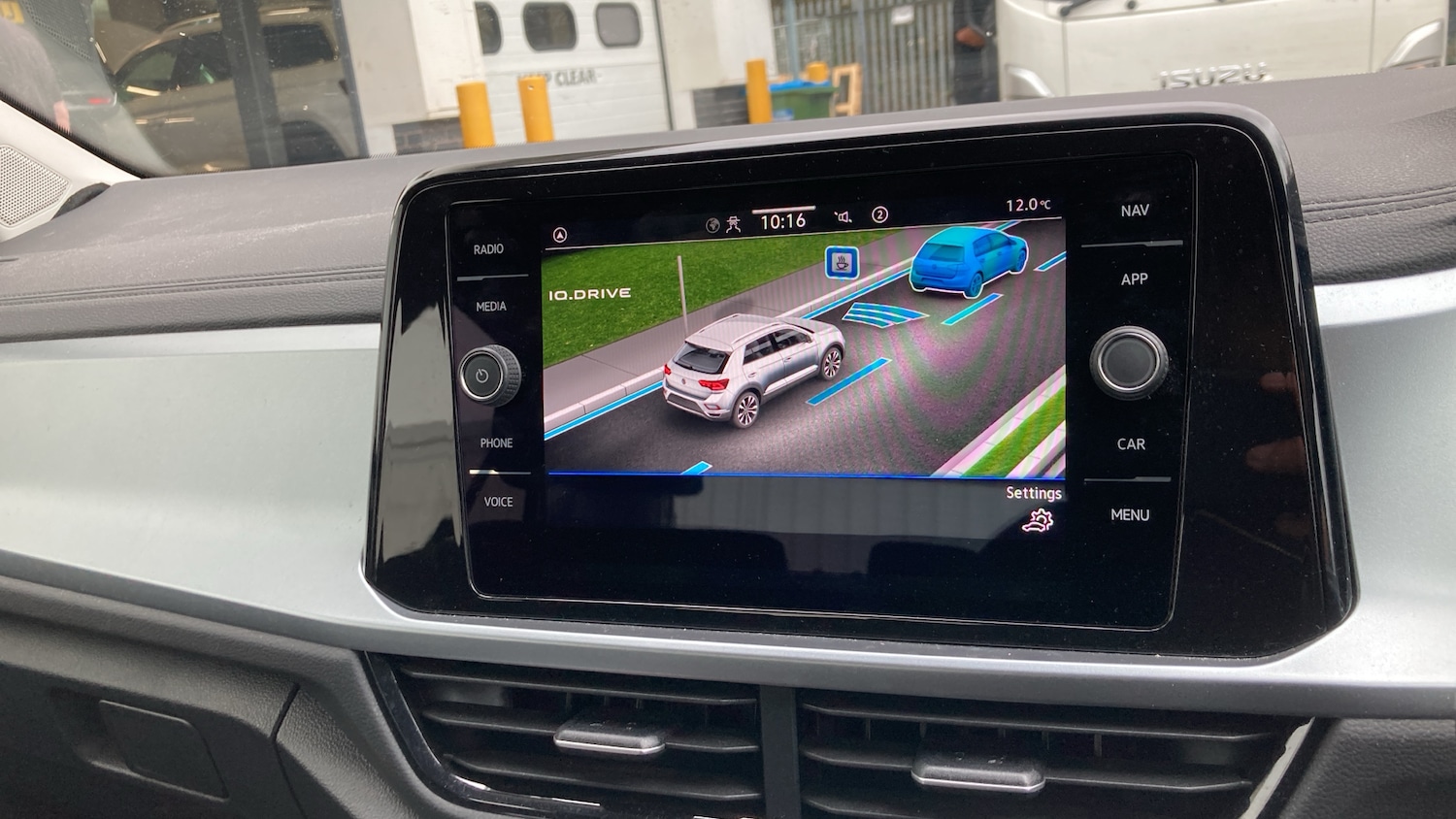 Used Volkswagen T-Roc 2023 for sale - 78025888: Photo 27