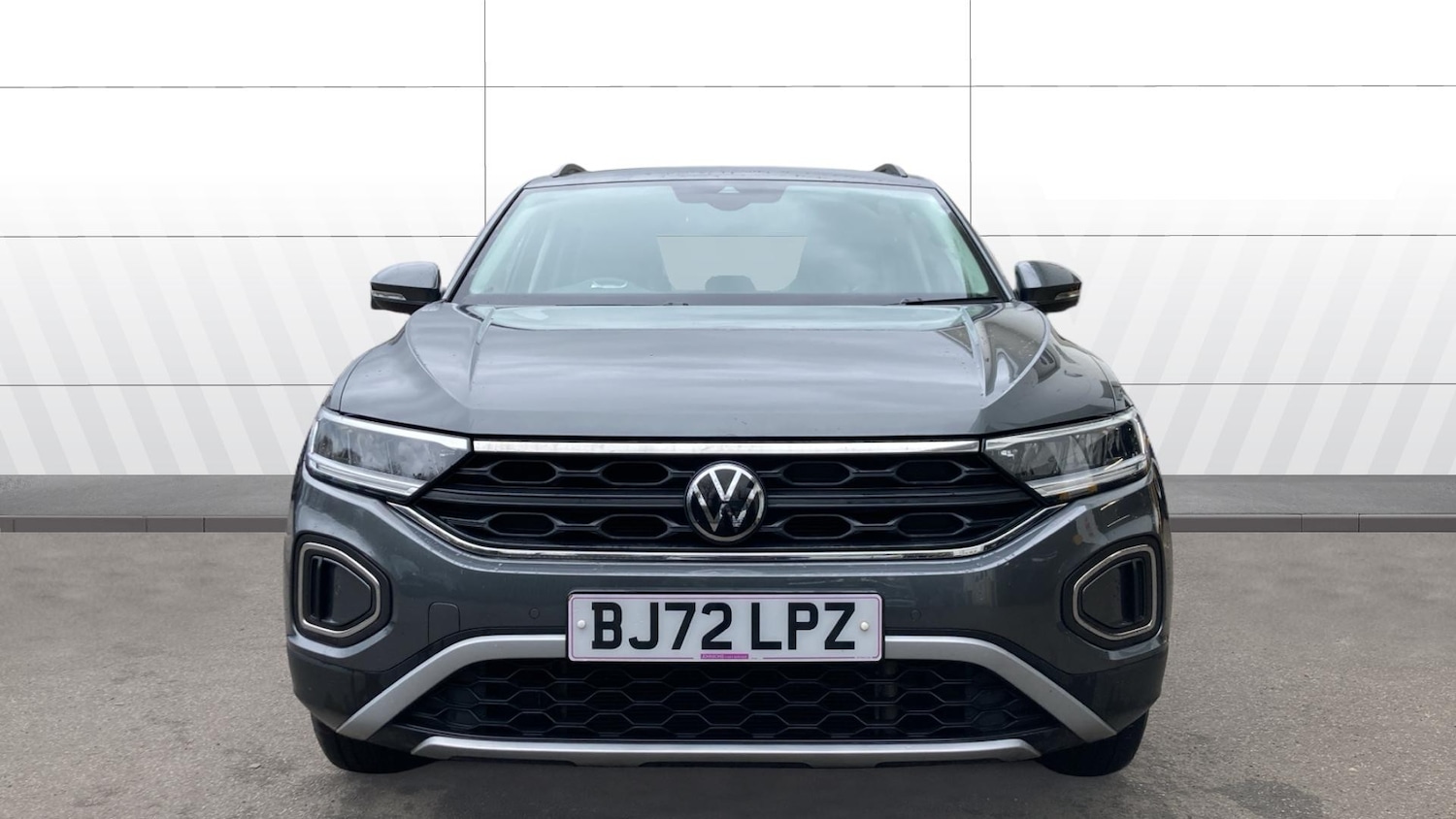 Used Volkswagen T-Roc 2023 for sale - 78025888: Photo 3