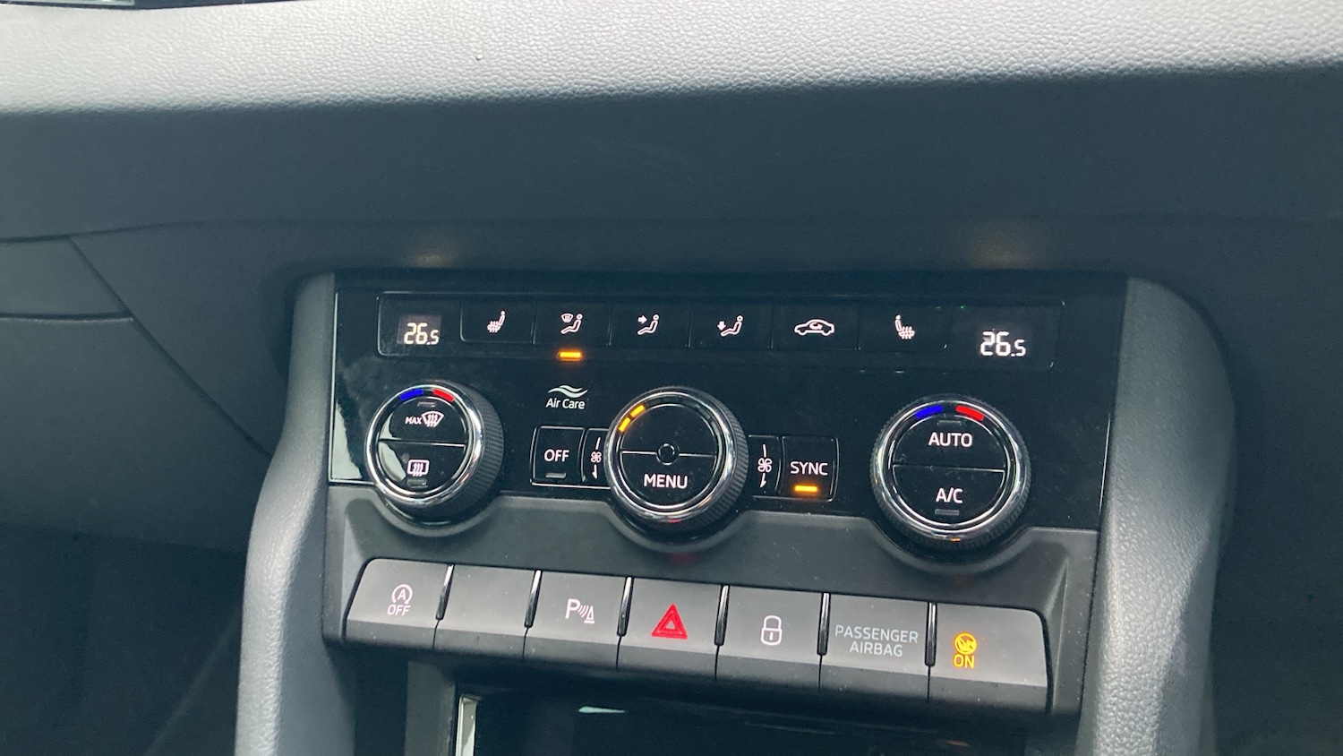 Used Skoda Karoq 2025 for sale - 78000773: Photo 13