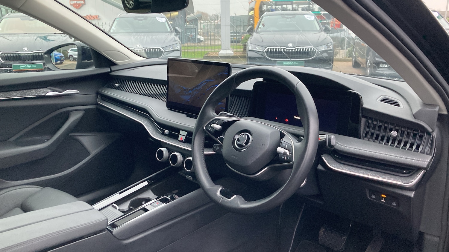 Used Skoda Superb 2024 for sale - 77541862: Photo 6