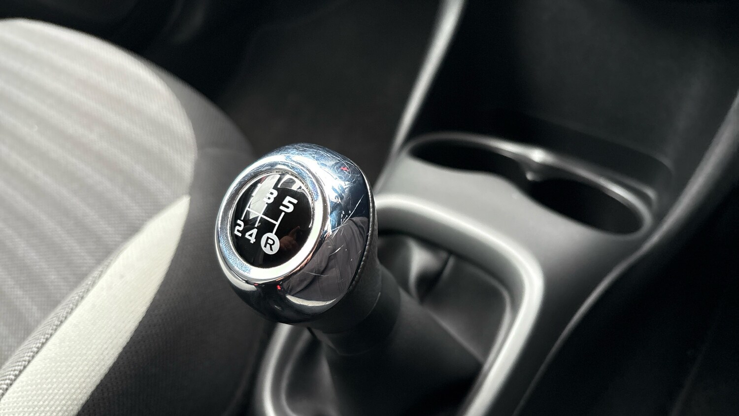 Used Toyota AYGO 2019 for sale - 77639125: Photo 13