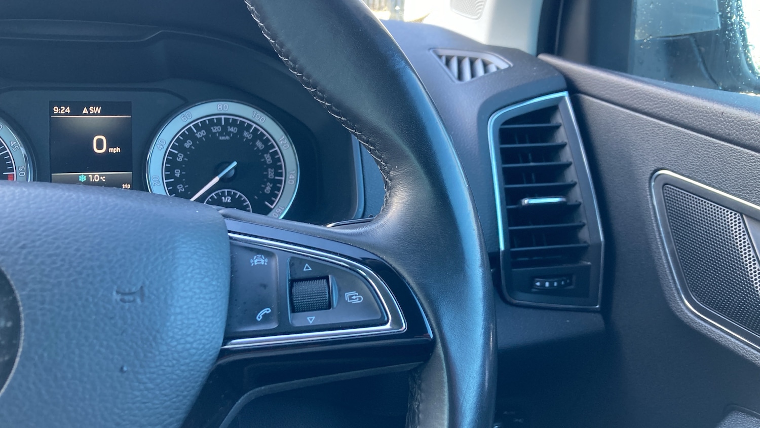 Used Skoda Karoq 2018 for sale - 77629204: Photo 22