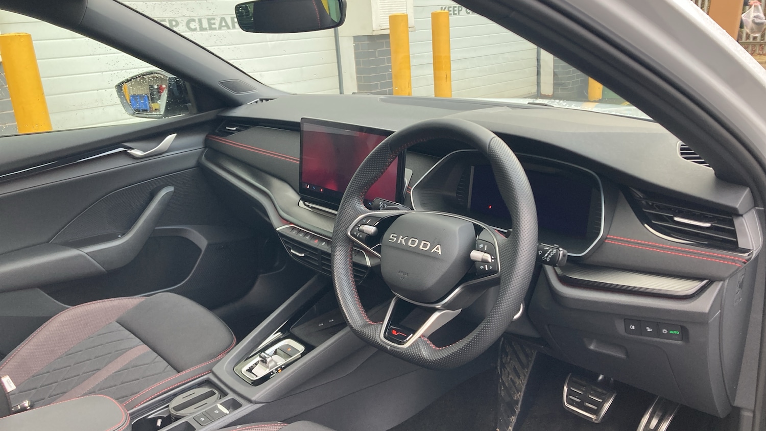 Used Skoda Octavia 2025 for sale - 76796856: Photo 6