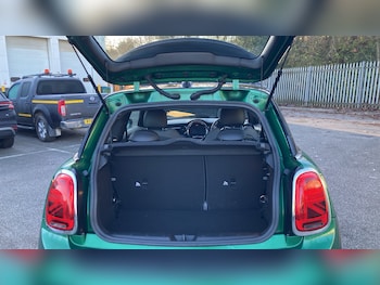 Used MINI Hatch 2021 for sale - 76653086: Photo