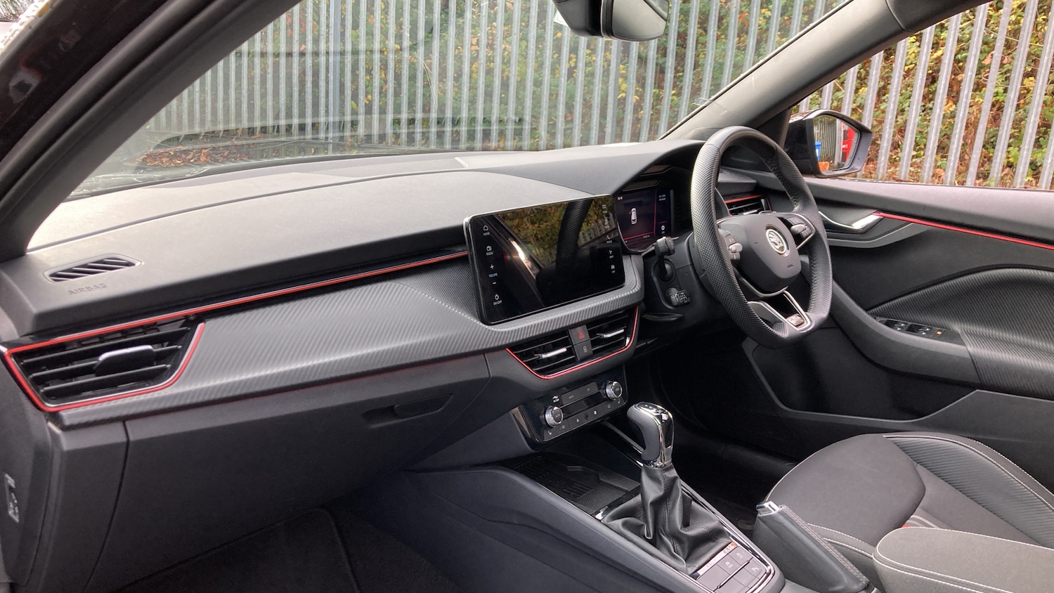 Used Skoda Kamiq 2025 for sale - 76480179: Photo 2