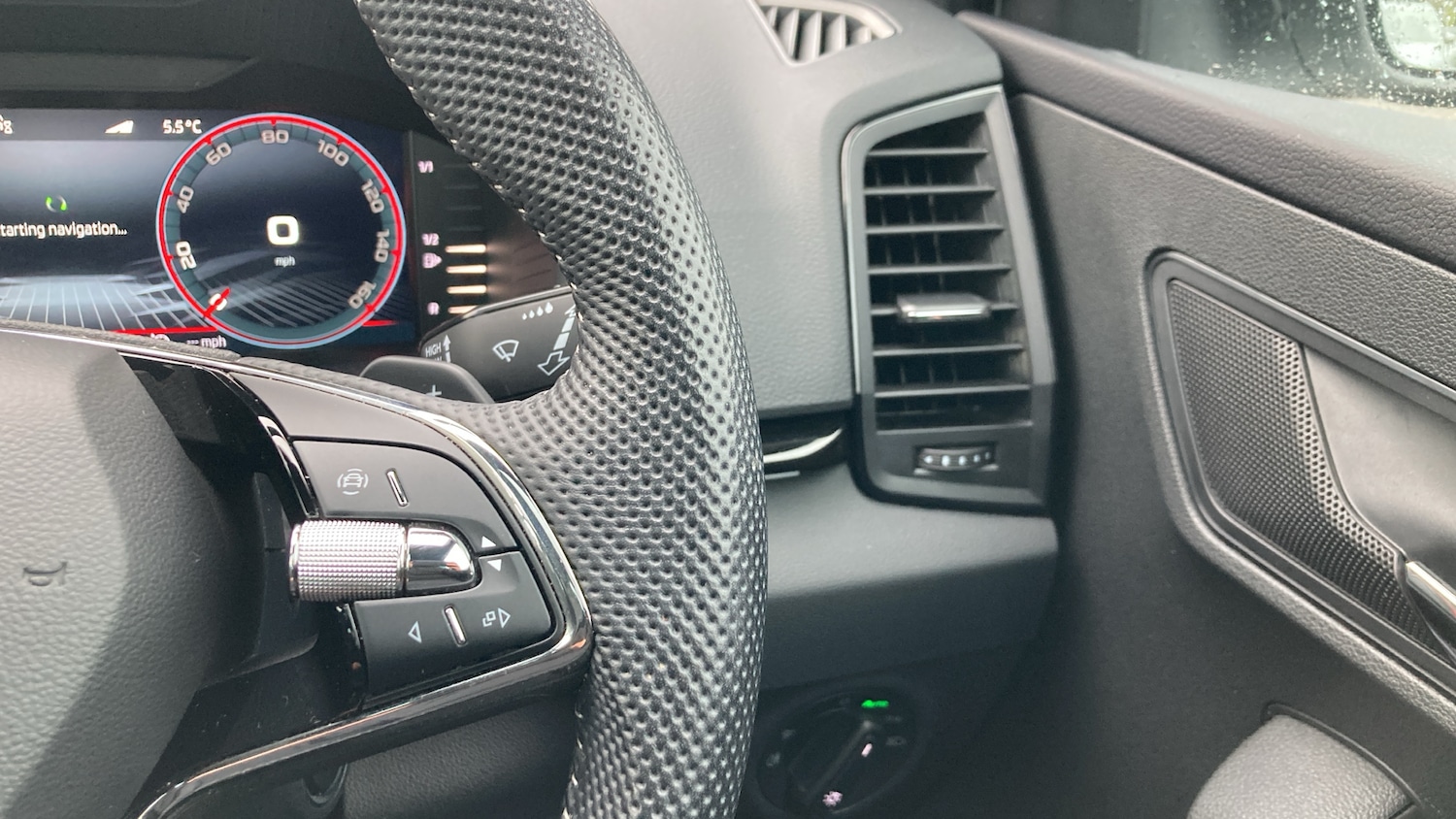 Used Skoda Karoq 2023 for sale - 77775038: Photo 18