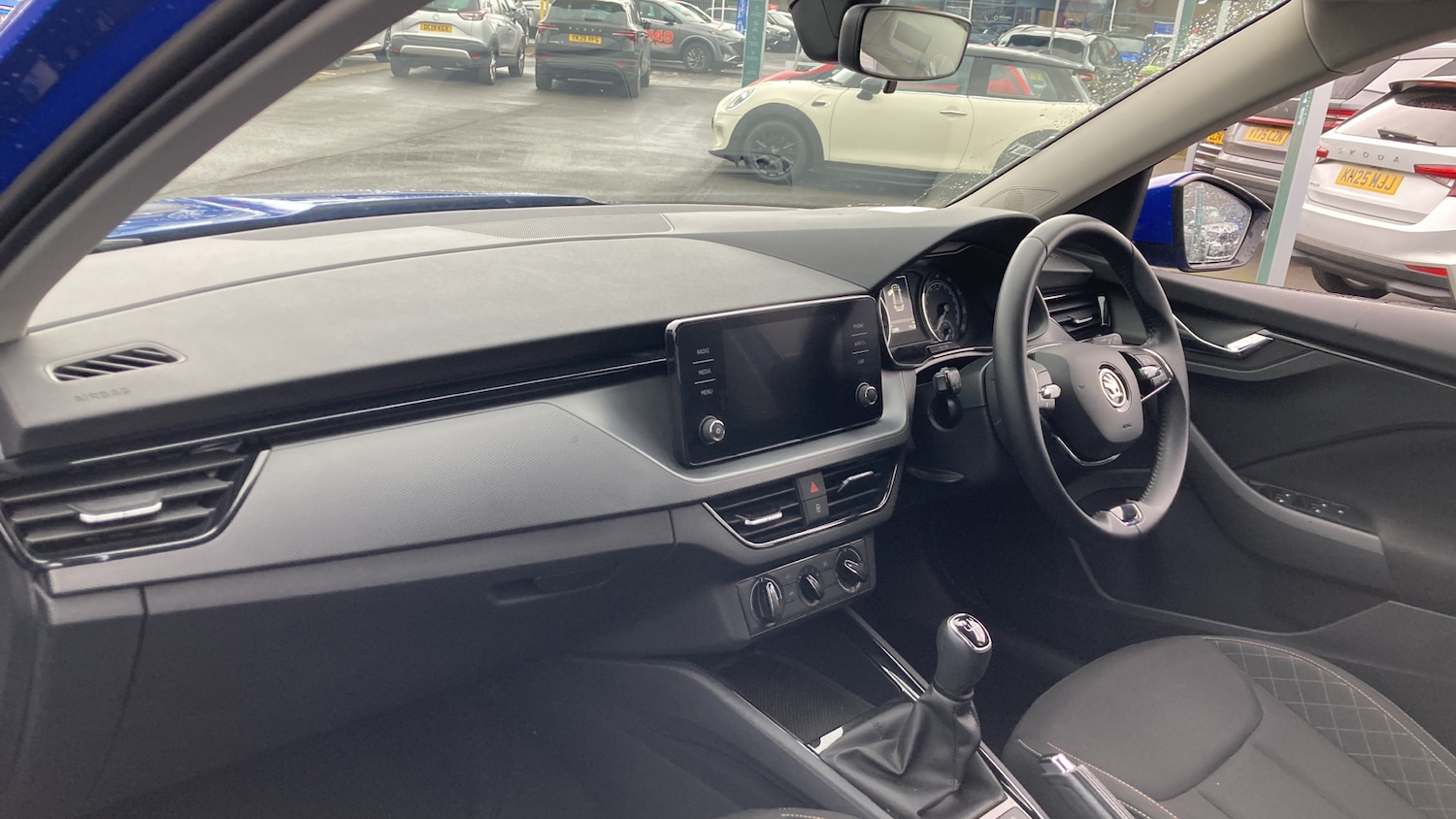 Used Skoda Kamiq 2023 for sale - 77744196: Photo 2