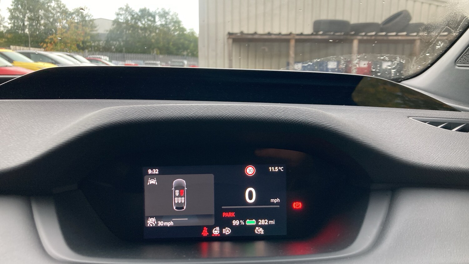 Used Skoda Enyaq 2025 for sale - 76277057: Photo 11