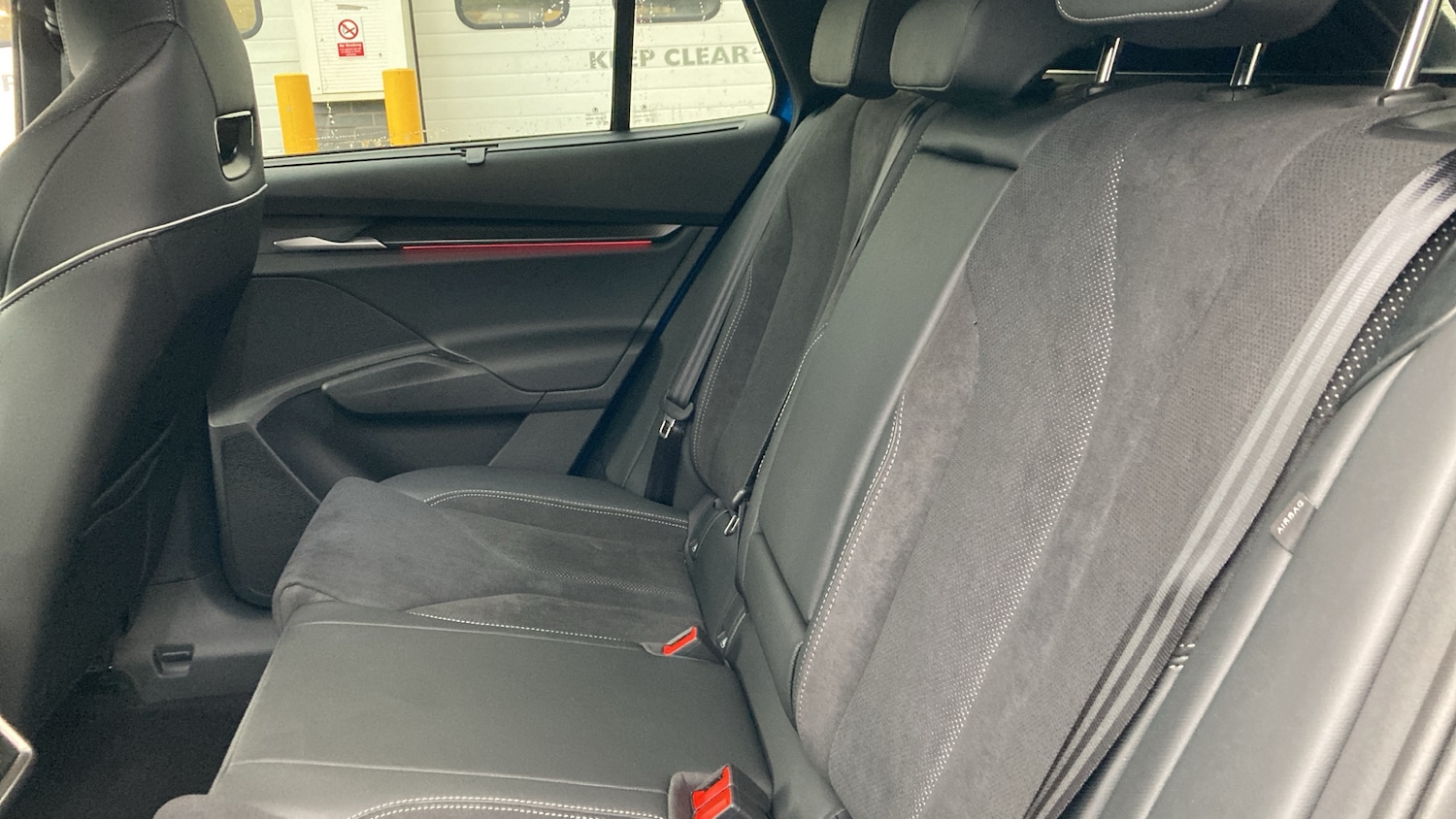 Used Skoda Enyaq 2025 for sale - 76277057: Photo 16