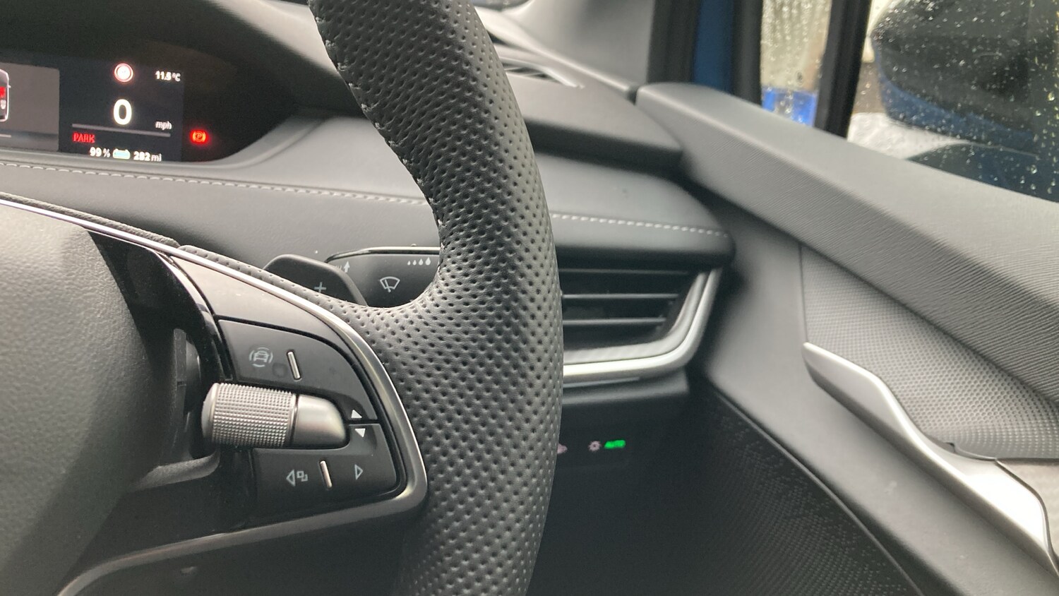 Used Skoda Enyaq 2025 for sale - 76277057: Photo 23