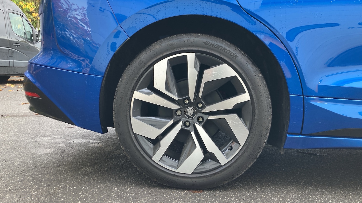 Used Skoda Enyaq 2025 for sale - 76277057: Photo 5