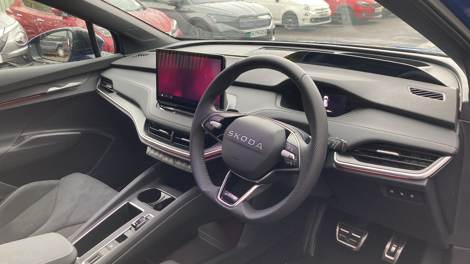 Used Skoda Enyaq 2025 for sale - 76277057: Photo 6