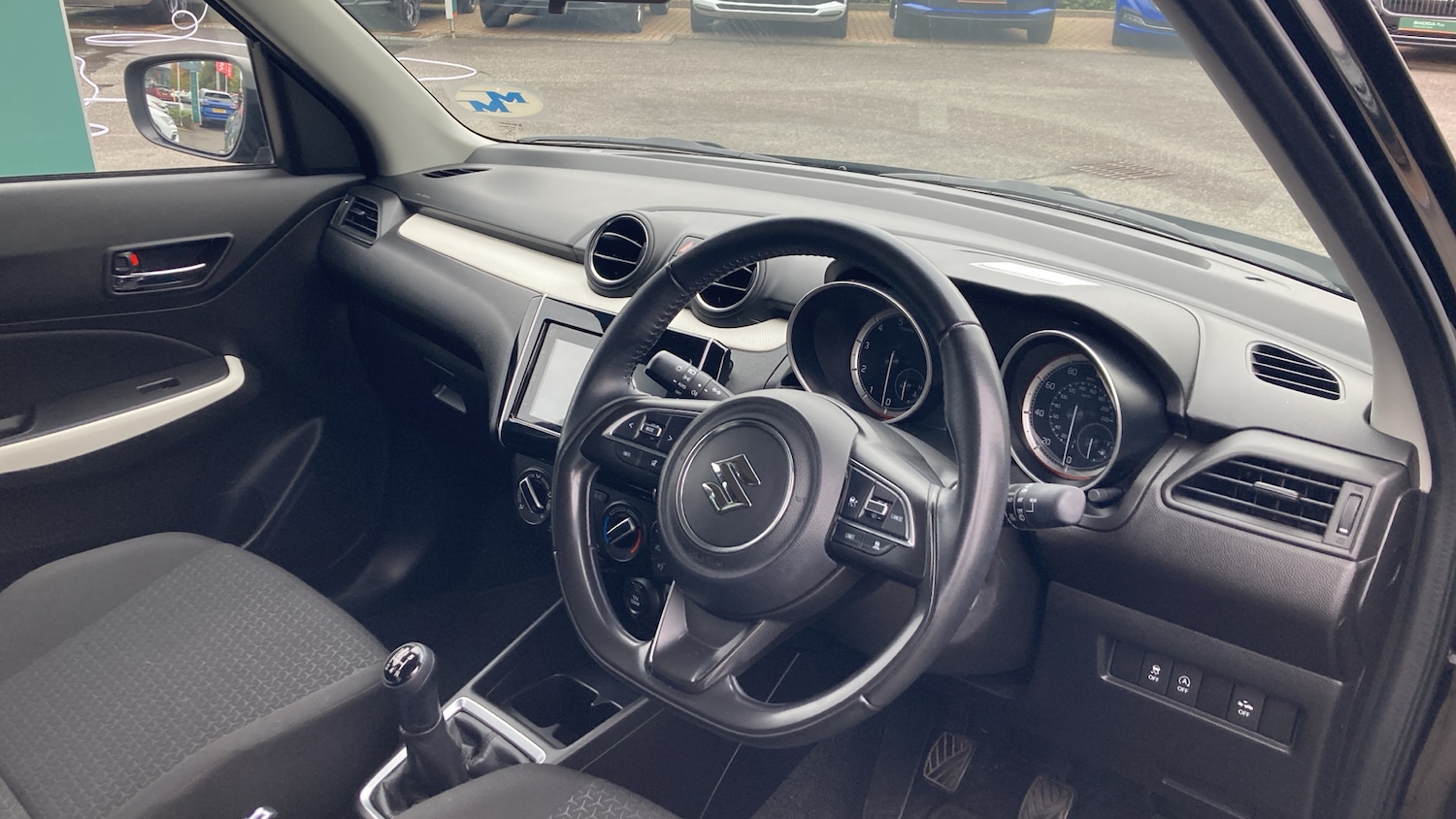 Used Suzuki Swift 2021 for sale - 76355419: Photo 11