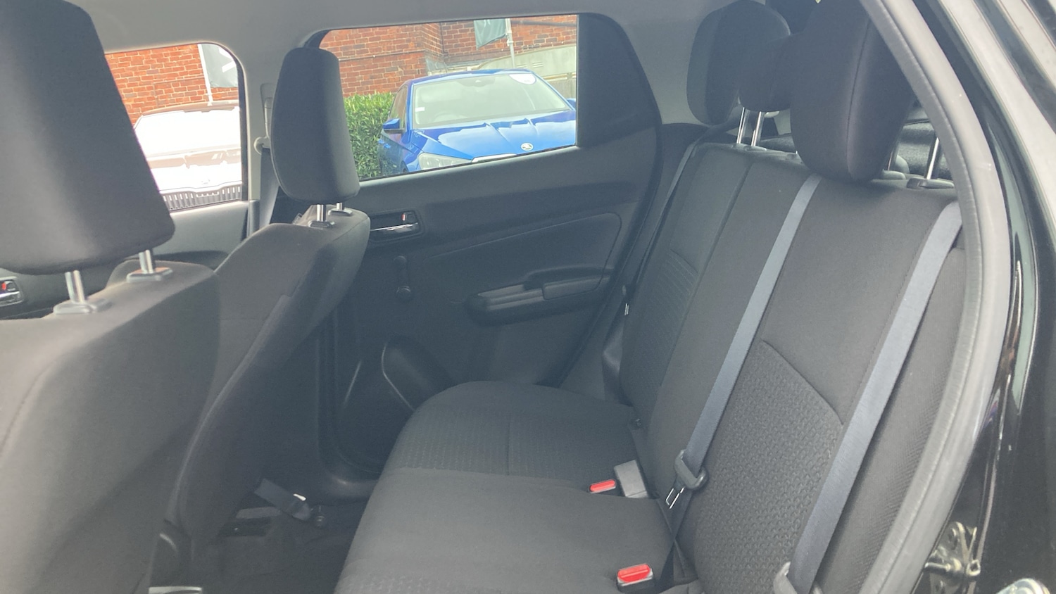 Used Suzuki Swift 2021 for sale - 76355419: Photo 16