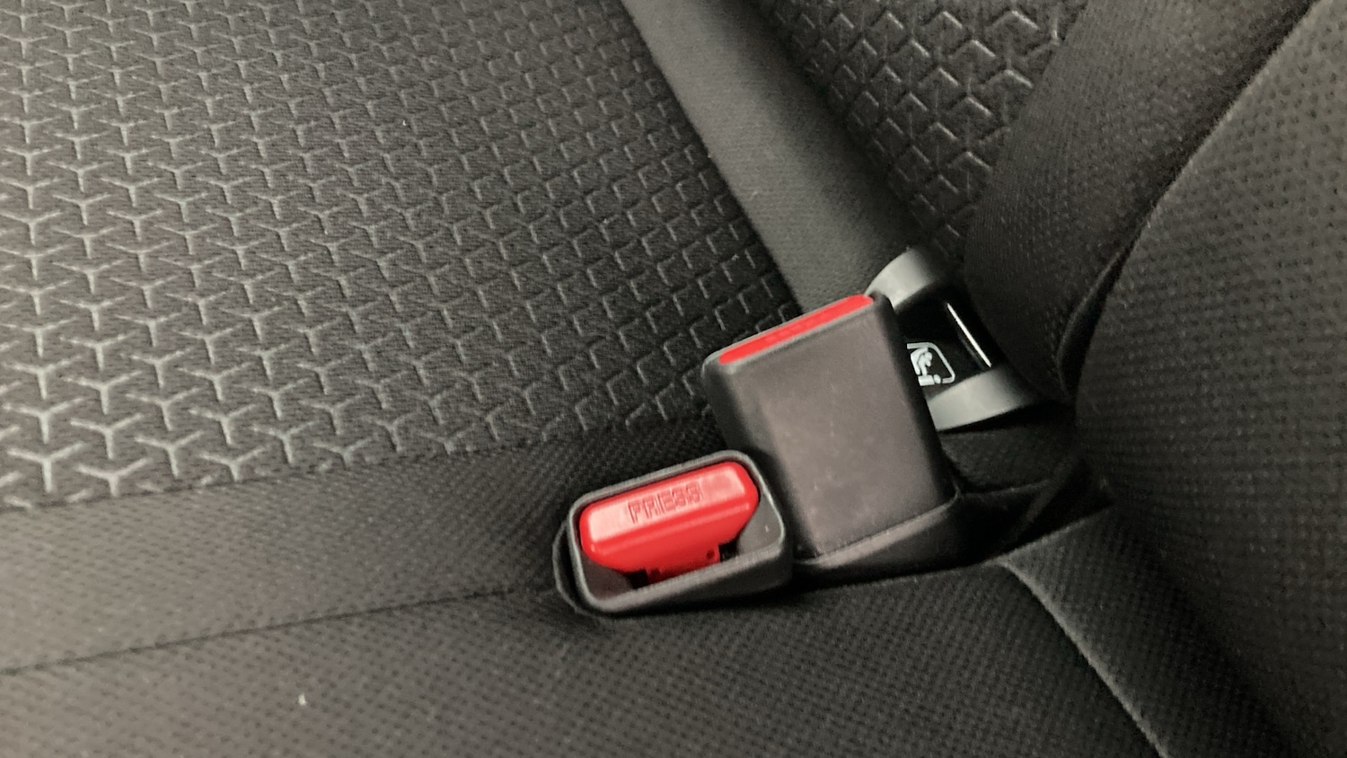 Used Suzuki Swift 2021 for sale - 76355419: Photo 17