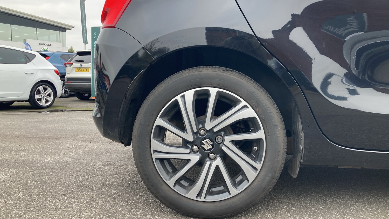 Used Suzuki Swift 2021 for sale - 76355419: Photo 7