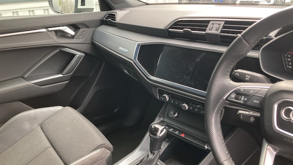 Used Audi Q3 2019 for sale - 76209186: Photo 14