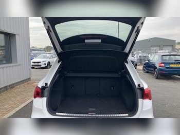 Used Audi Q3 2019 for sale - 76209186: Photo