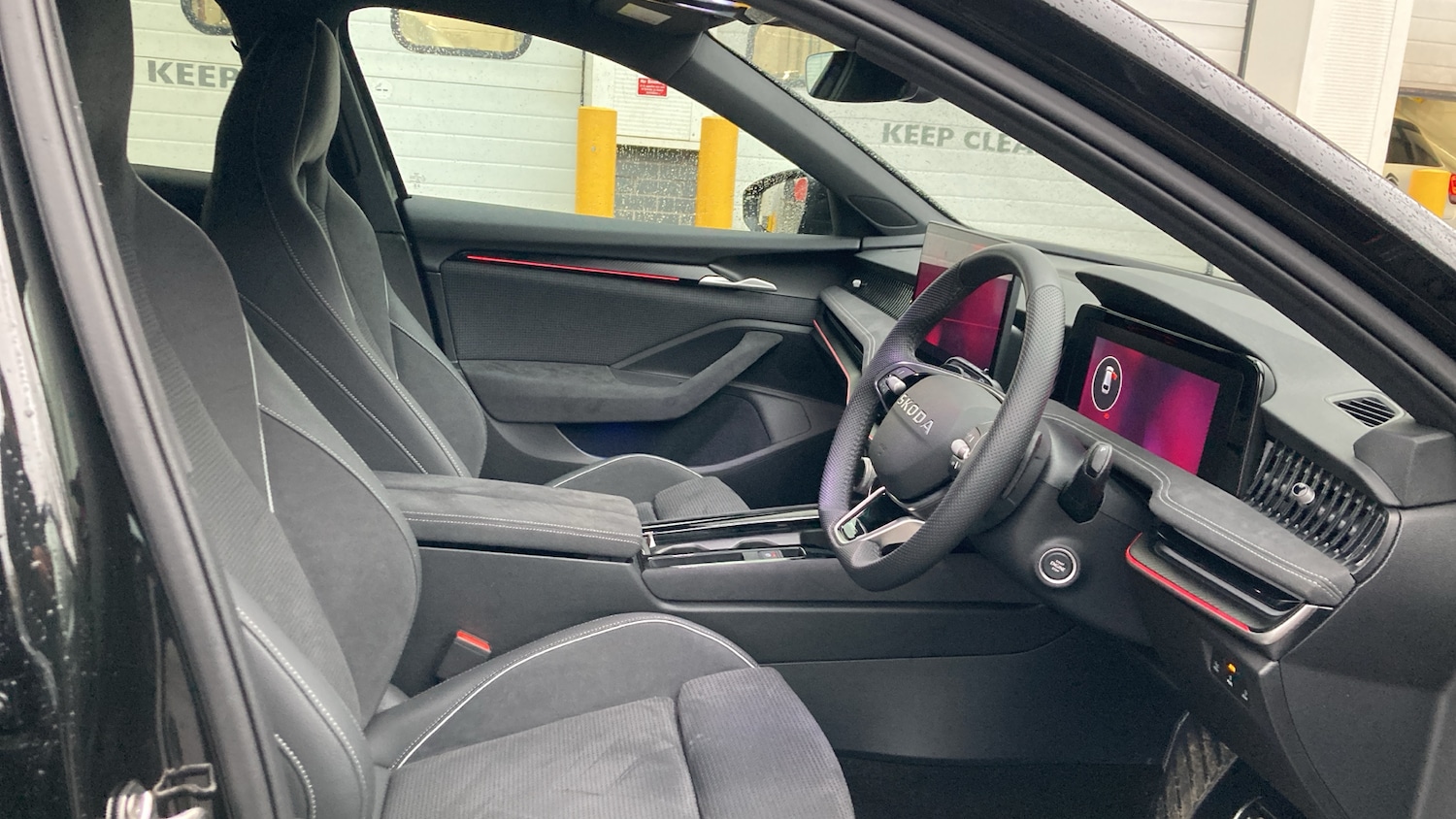 Used Skoda Superb 2025 for sale - 77186786: Photo 15