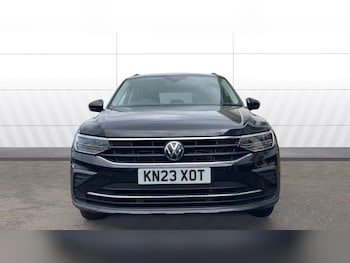 Used Volkswagen Tiguan 2023 for sale - 78400006: Photo