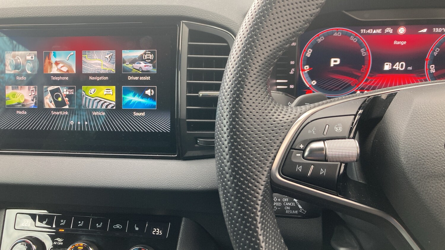 Used Skoda Karoq 2025 for sale - 76467891: Photo 17