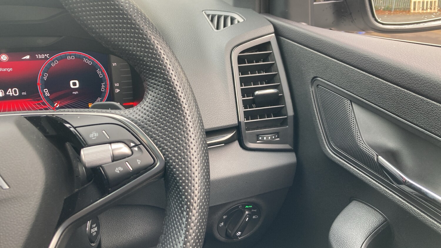 Used Skoda Karoq 2025 for sale - 76467891: Photo 18