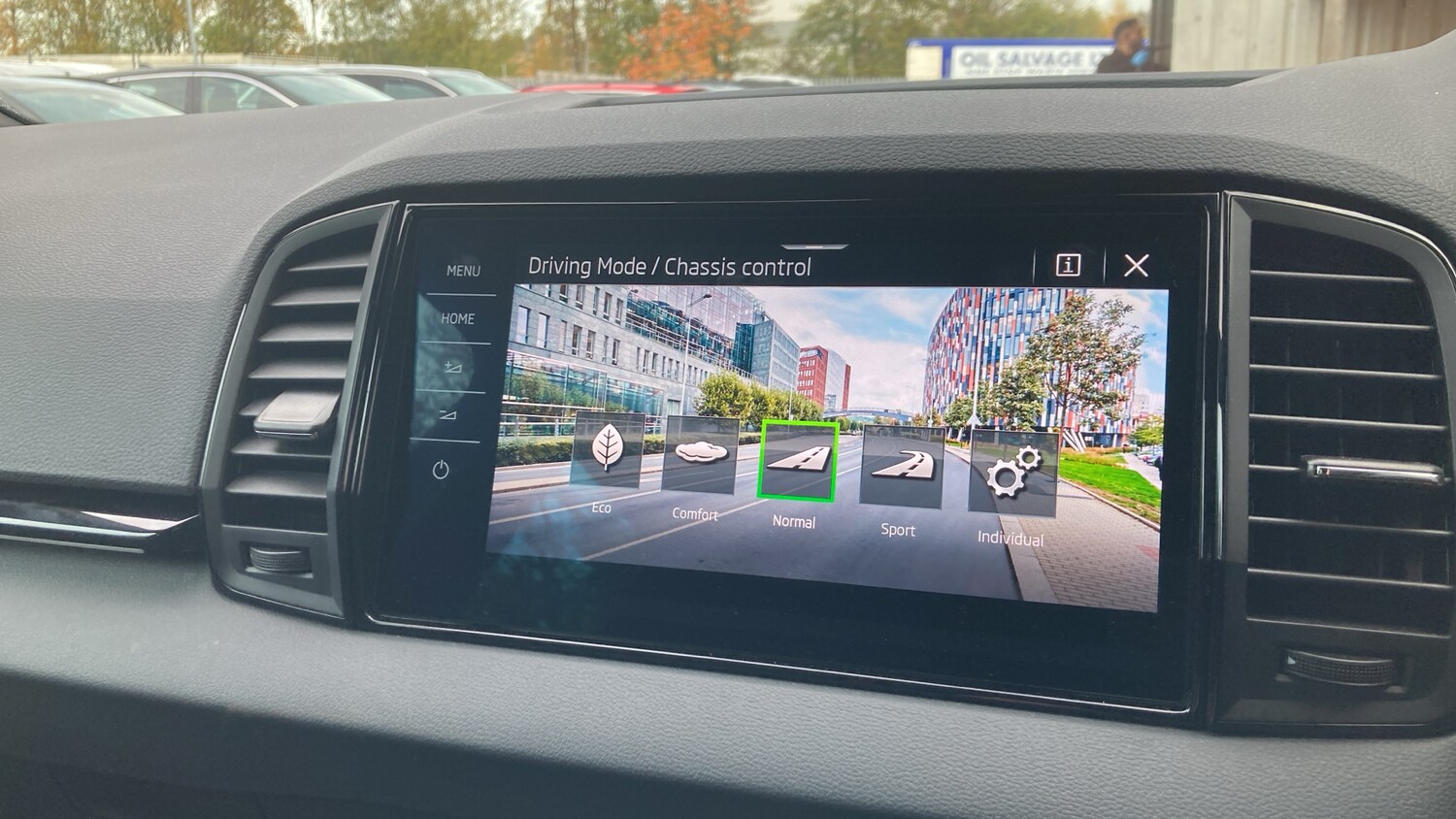 Used Skoda Karoq 2025 for sale - 76467891: Photo 25