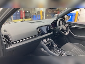 Used Skoda Karoq 2025 for sale - 76467891: Photo