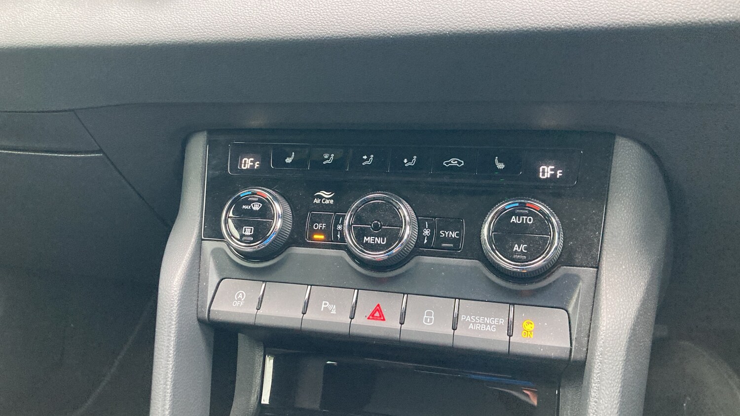 Used Skoda Karoq 2023 for sale - 77745329: Photo 23