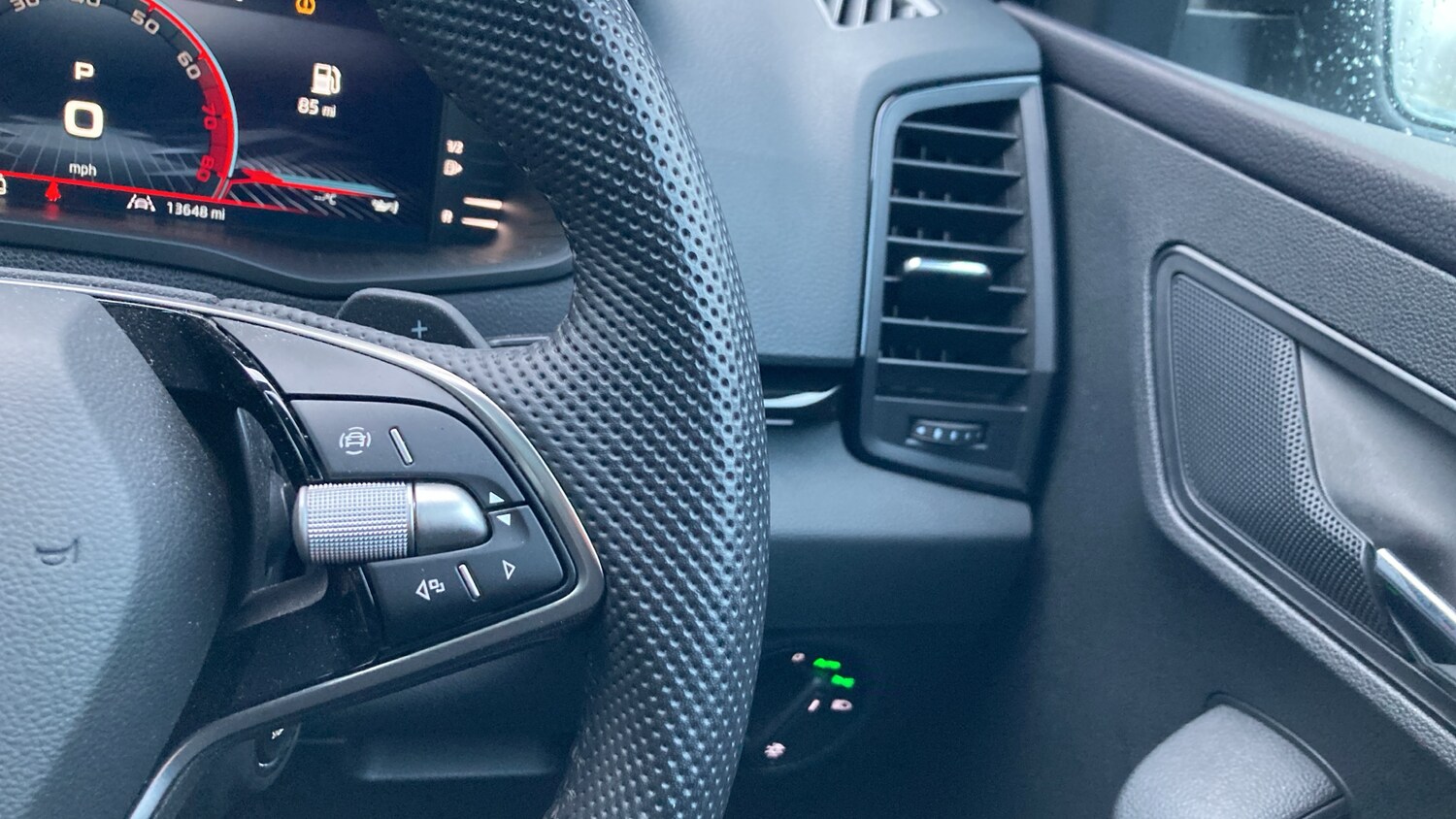 Used Skoda Karoq 2024 for sale - 77494604: Photo 22